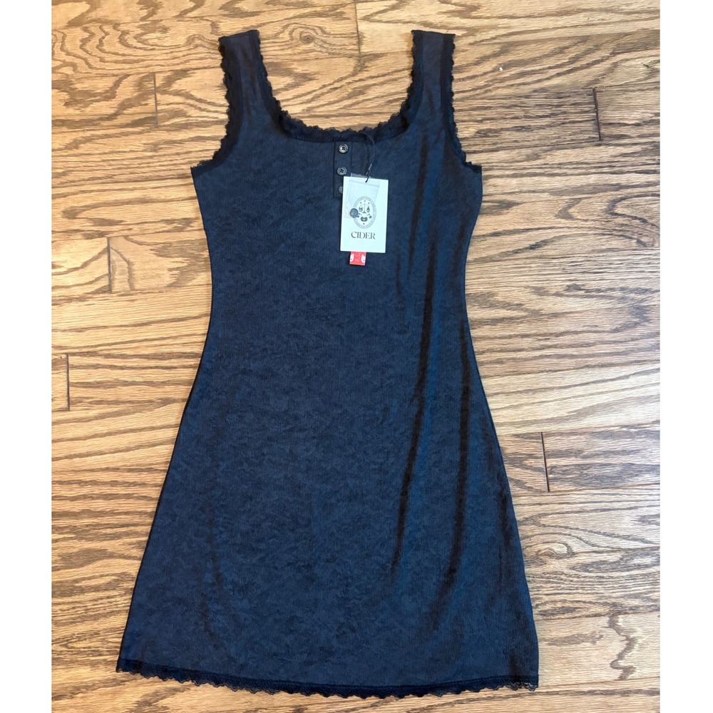 Cider Black Ribbed Mini Dress Women's Medium Lace Trim Button Front Stretch NEW